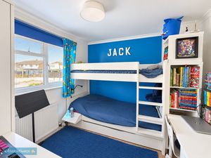 Bedroom- click for photo gallery